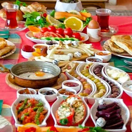 فندق Pervin Hanim Konagi 2*